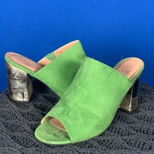 Lime green mules with gold heel
